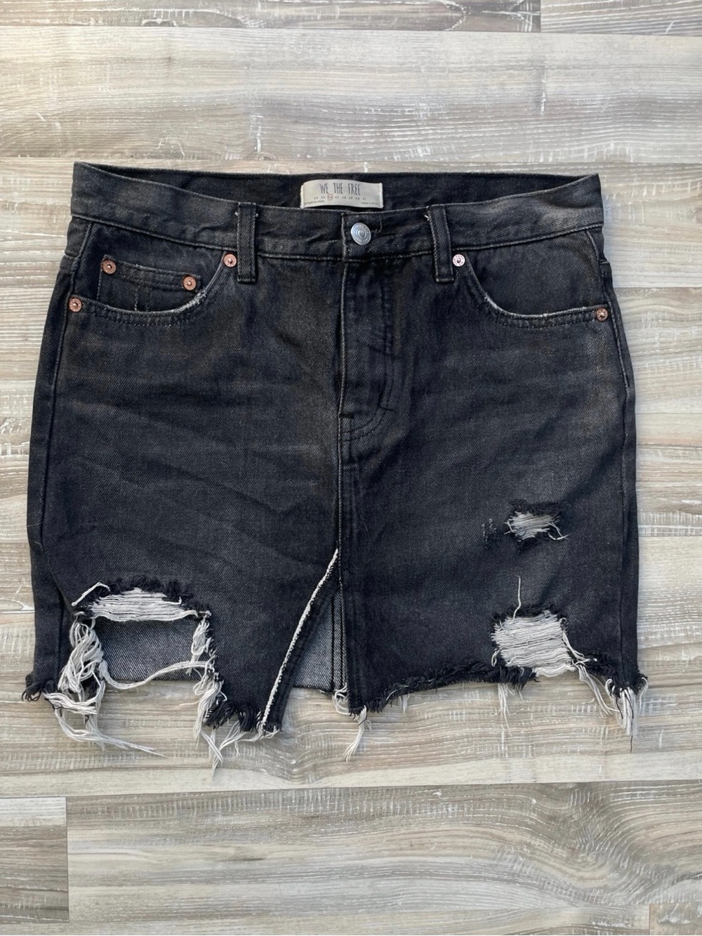 Free People We The Free Black Distressed Denim Mini Skirt Size 26 Raw Hem indie